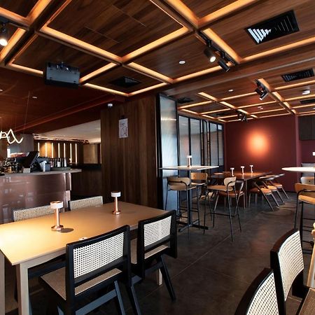 The Luma Hotel, A Member Of Design Hotels Kota Kinabalu Exterior photo