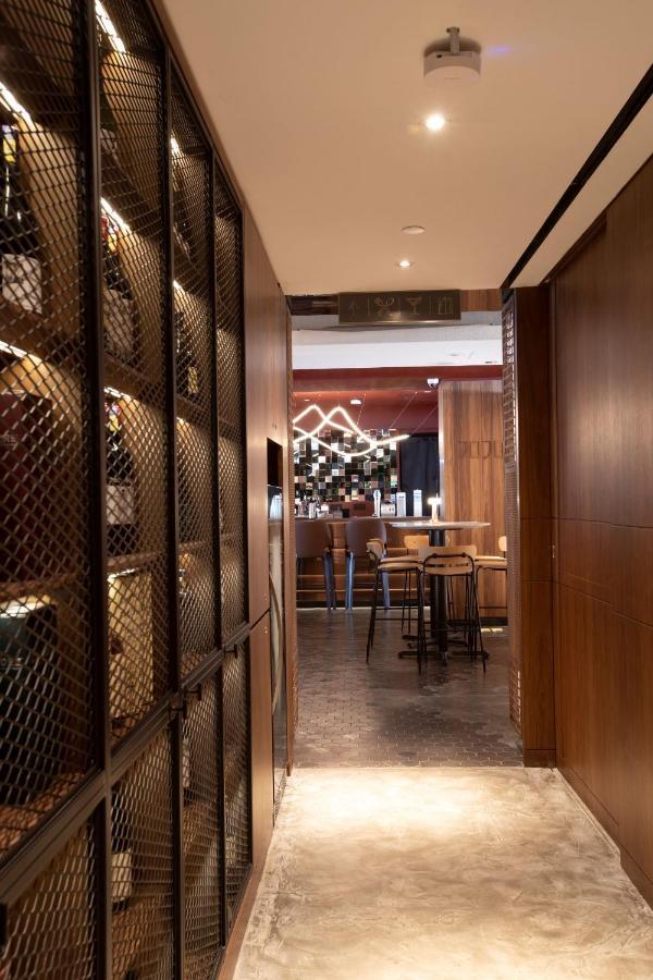 The Luma Hotel, A Member Of Design Hotels Kota Kinabalu Exterior photo