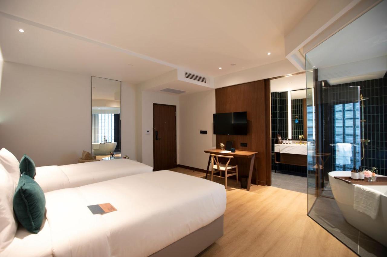 The Luma Hotel, A Member Of Design Hotels Kota Kinabalu Exterior photo