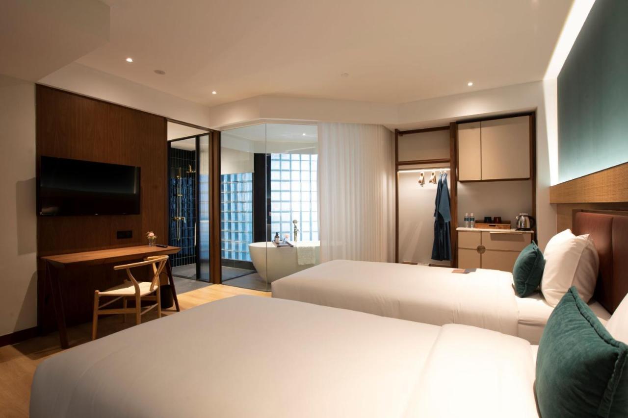 The Luma Hotel, A Member Of Design Hotels Kota Kinabalu Exterior photo